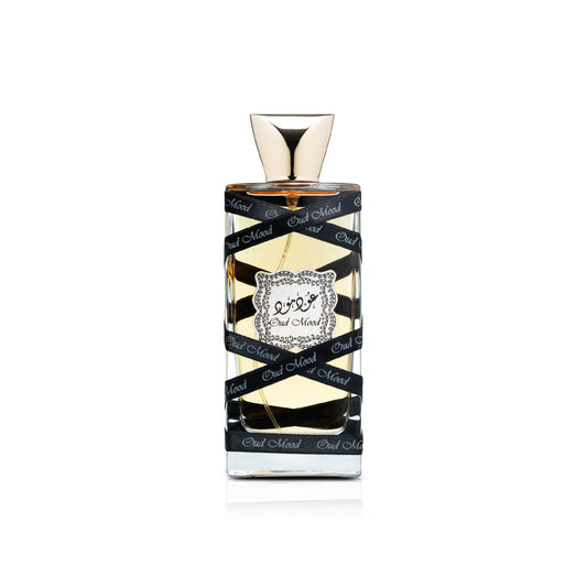 LATTAFA – OUD MOOD unisex parfumflacon op witte achtergrond met nootmuskaat, oud hout en vanille – een warme oosterse geur vol diepte en luxe